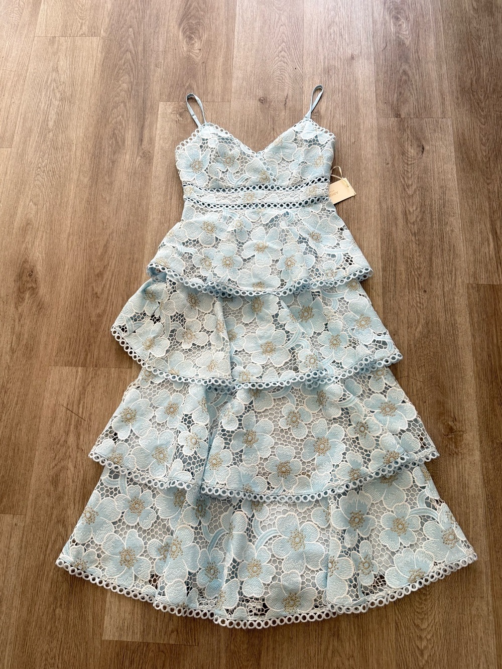 Arose studio eartha blue tiered eyelet lace embroidered midi dress size small